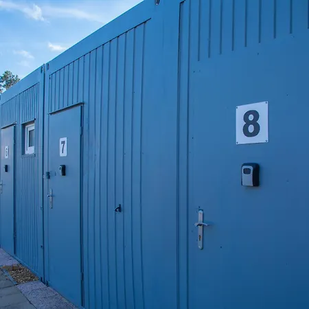 Autokemp U Prehrady 캠프장 *